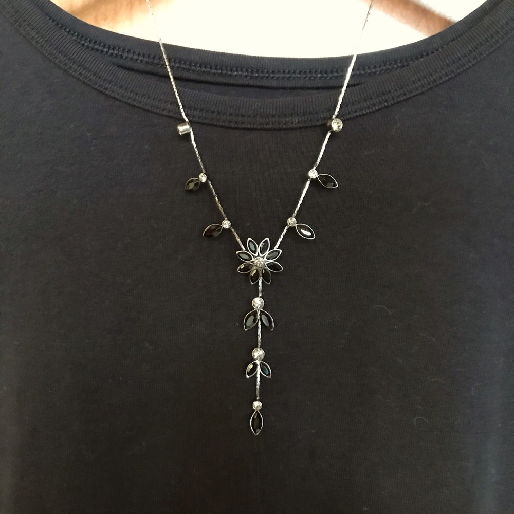 Lia Sophia brand black and gray rhinestone floral design necklace